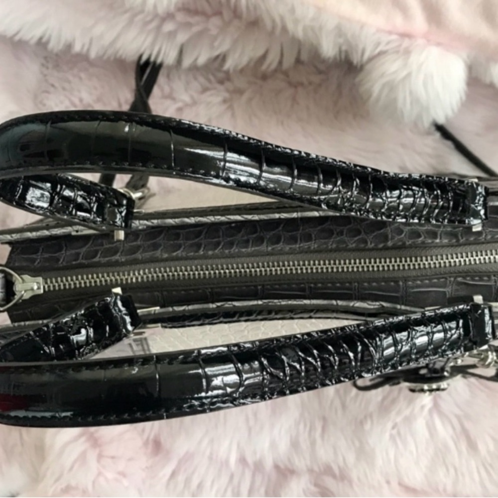 Guess Black and Cream Croc-Embossed Shoulder Bag - Picture 6 of 14